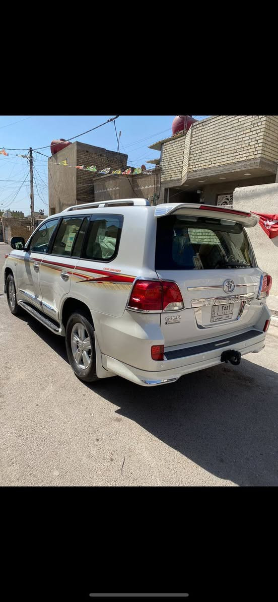 لاندكروز البيع موديل ٢٠٠٩ مكفول كفاله عامه سيارة نضيفه على أيدي ماشيه ١٩٠ الف حقيقي رقم مميز بسمي السعر ٢٨٥ مع مجال قليل *********** مكان السياره كربلاء

