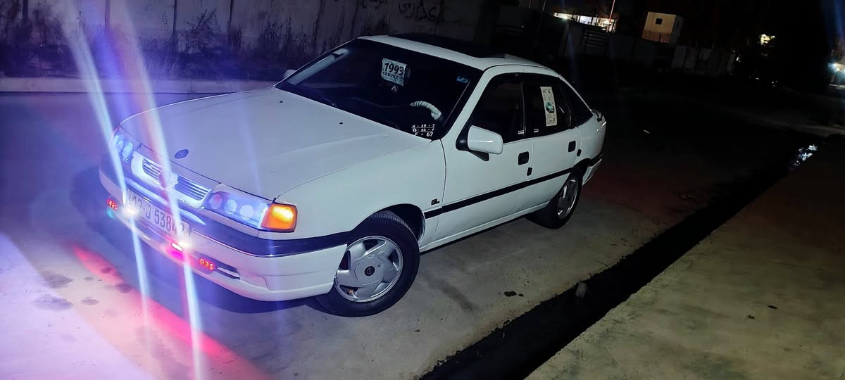 للبيع فكترا مديل (93) 

حجم 16 كير عادي سياره نظيفا وجديده ومال بيت 

طخم جديد طخم تاية جديد طخم ويل كب شركة قفل مركزي

ستيرن بور اي بي اس سلايت دخلها وظع شركة كيجات كهربئيات 

كلها شرط نشاط فول شرط تريك 160 سياره اساسها بل كرتون 

مال جناي وبسمنا شرط التحويل ثاني يوم هزه جديده وسنوية 

جديد الئ 2032 كابون بانزين جديد ماستر تحويل مباشر ثاني 

يوم مايكلفك 70 الف وبالف عافية عل ياخذها مكاني الأيسر 

حي البكر قرب سفينت تايتنك 

(الشراي يجي خاص لئن بل دوام واعتذر عن الرد عل خط المبايل)


**إذا كنت صاحب هذا الإعلان وتريد حذفه لأي سبب، رجاءا أرسل رسالة إلى الدعم الفني**