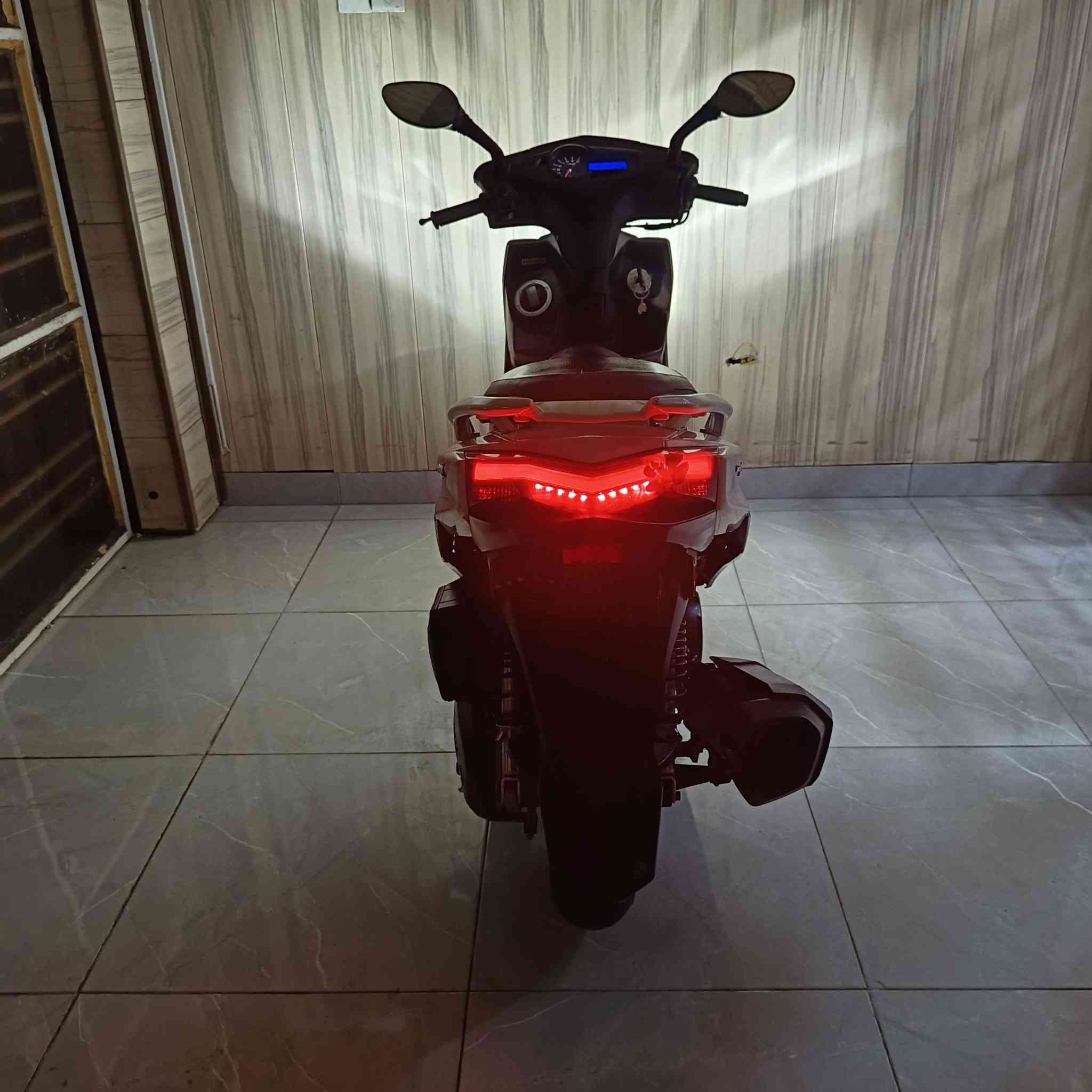 السلام عليكم سكنس شمعه موديل 2018 مكفوله كفاله عامه فقط تكحيلات بل كفرات واضحات بل تصوير اوراق كامله  (سعر 1400)بيه مجال بغداد ***********
