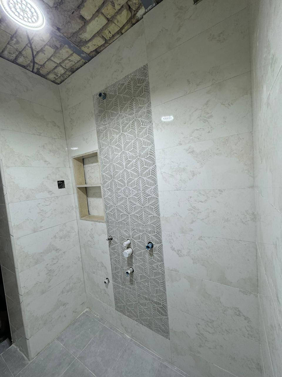 خلفة سيراميك ارضي جداري عمل درجه اولى متفرغ حالياً ***********
بغداد
