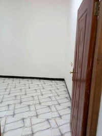 الديوانية • حي الجامعة شارع20 • غرفة وصالة