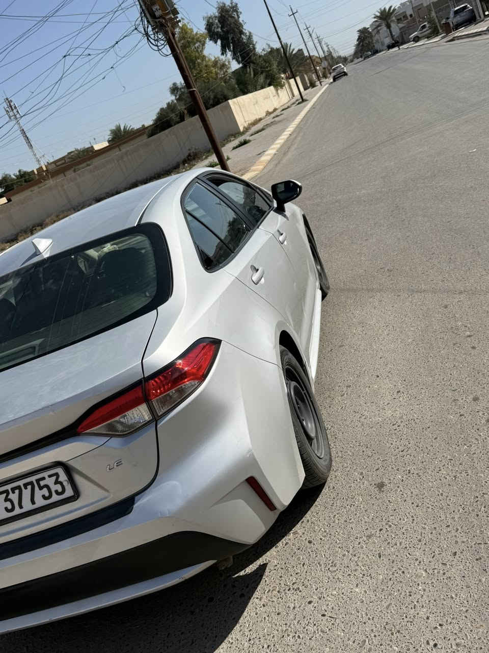 كورلا 21
سنويه وهزه جديد
گير محرك ما مفتوحات وبلشرط
الضرر قطعه وحده واضح بلصور 
مكانها بلعلم 
السعر ١٣٥ وبيها مجال للشري
***********
