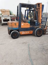 تويوتا • ٣طن • بصرة