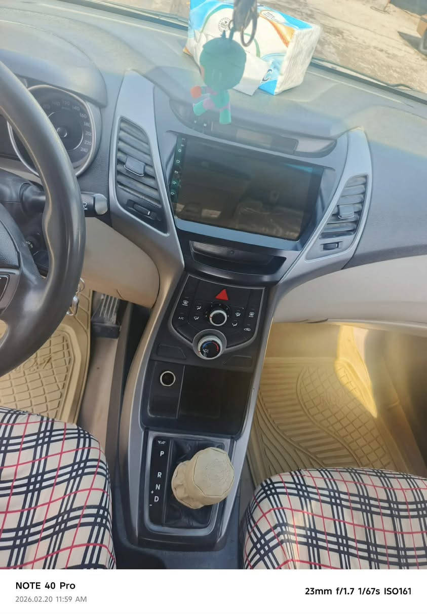 مكلف بنشر مكلف بنشر
النتره 2016 خليجي كفاله من تبديل  
بيه شبر بارد بجاملغ بسمي سنويه 28 محرك 1600 نص فول شاشه وكامره ويل كب تحكم جيهتين بلجكتور تبريد قطعتين سياره جاهزه كل نقص مابيه 
السعر 118 وبيه مجال 
‭0782 950 3781‬
مكاني ناصريه  حي السبل
