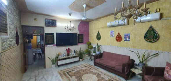 #مكتب_وهج_للعقار.
دار للبيع شارع فلسطين حي، الادريسي، مساحته 95 متر.

واجهه 4.75 متر. 
نزال 20 متر. 

الدار طابق واحد. 
ارضية البيت مرمر + سيراميك لجميع الدار 
كراج 5 متر + استقبال + مطبخ + منور + غرفة واحده + خدمات. 
بناء 2012 مسلح شخاطه.

لعرض عقاراتكم السكنية والتجارية تواصلوا على الخاص والرقم او زيارة المكتب...

***********

شارع فلسطين / شارع قدوري

وكل الهلا بيكم.
