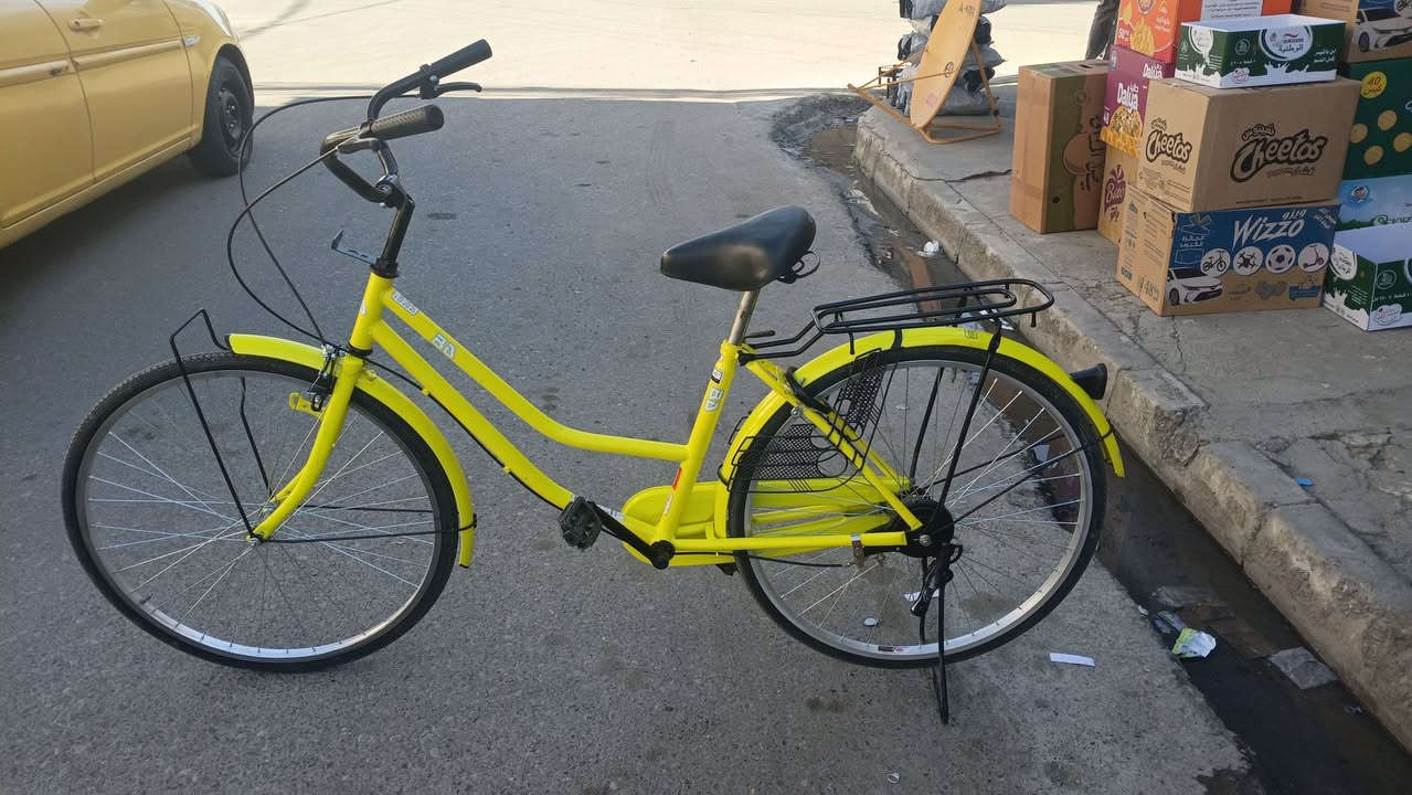 السلام عليكم باسكل عبد الحليم باسكل اخو الجديد لون مميز ليموني 🍋 حجم 26  السعر اب100شراي تعال خاص عنوان موصل حي البلديات رقم الهاتف ***********
