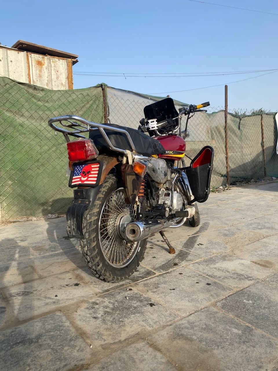 دراجه نامه برو 5كير دراجه نضيفه حيل شغاله سلف وهندر لايت زنون مكفوله من التبختبر والكير هم مكفول السعر 500 مكاني بغداد البياع *********** اوراقهه موجوده  مديل 20
