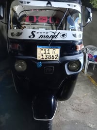 تكتك للبيع موديل 17 داخل 18 كامله اتصال على هذا رقم 07903963495