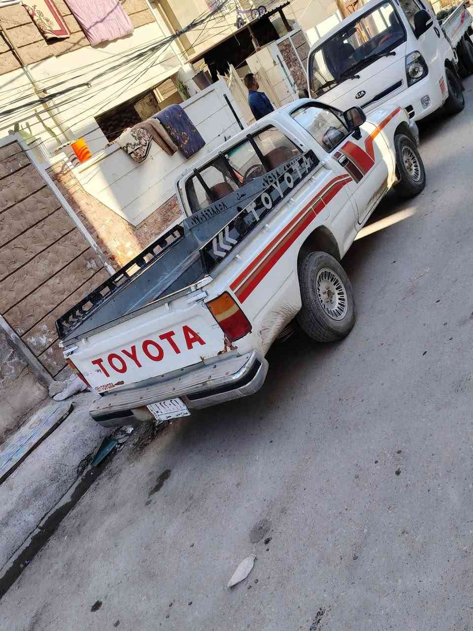 بيكم تيوته   موديل 1991رقم صلاح الدين كير محرك اكسل كله بل شرط سنويه ال 28 مكان سياره ديالى بعكوبه
*********** خابر ودلل
