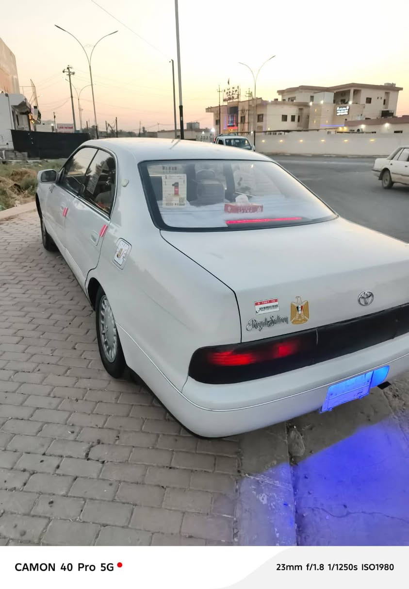 بطه موديل 1992 رقم نينوى سنوية  لل26 تحويل ثاني يوم كير ومحرك شرط مكفوله من الكص والضربه والصبق قطعتين رش بدون دواخل طخم تاير وصدر جديد تبريد ثلج السيارة على وضع الشركه مابيها نقص برقي السعر 62 وبيها مجال مكان السياره الشركاط الشراي يتصل ***********المو شراي لا يتصل
