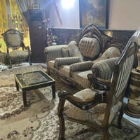 تخم صناعه تركيه نضيف مقاعد اربعه اصغار واثنين كبار معه طبلات معه ميز ت...