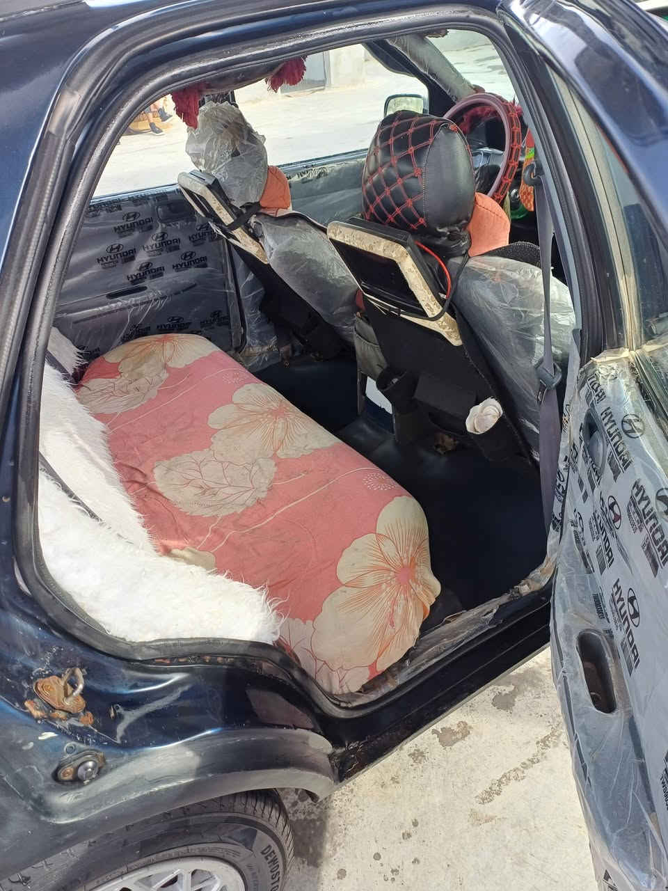 سلام عليكم كيه سيفيه البيع مكانه واسط الزبيديه موديل ٩٤ السياره جاهزه مال جناي تبريد شغال تخم تاير جديد رقم نكليزي بسمي تحويل ثاني يوم *********** - ***********
