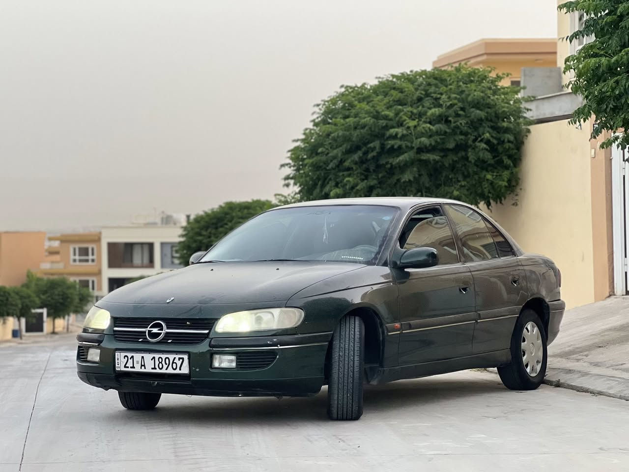 Opel omega 1996
سلام عليكم للبيع او المراوس اوبل بزون موديل 1996كير عادي محرك 20كبس مواصفات السيارة
بردة بلاديه كشنات جلد كشنات كهرباء مري كهرباء نظام ايكودشبول لمس تحكمات كلهه بلادية و تشتغل لايتات ليد بلكامل شاشه ايباد بطاين ابواب 2000جدد جام كهرباء السياره صبغ عام بشرط طكه جاكوج مابيهه رقم سليمانية الدولي سنوية و هزه جديده و حدادية 100‎%‎سعر السياره 55ورقه و بيها مجال للاتصال ***********وبلخدمة🩶
