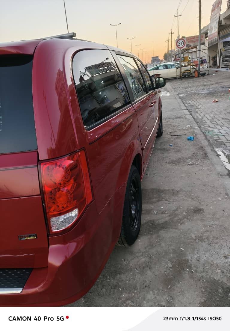 السلام عليكم
دوج كرفان 2012 رقم اربيل اجرة سنوية منتهية مكفولة من الضربة.. بيها رشات صبغ فقط..بيها خط موصل - بغداد
السياره جاهزة من كلشي
السعر 135
عليها غرامات 25 ورقة تنزل من سعرها بعد الاتفاق
البصرة - القبلة
*********** البصرة, العراق
