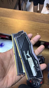 للبيع توصيل موجود   DDR4 T-Force 16X2 32G 3200HZ 215 الف   Ddr4 8G 300...