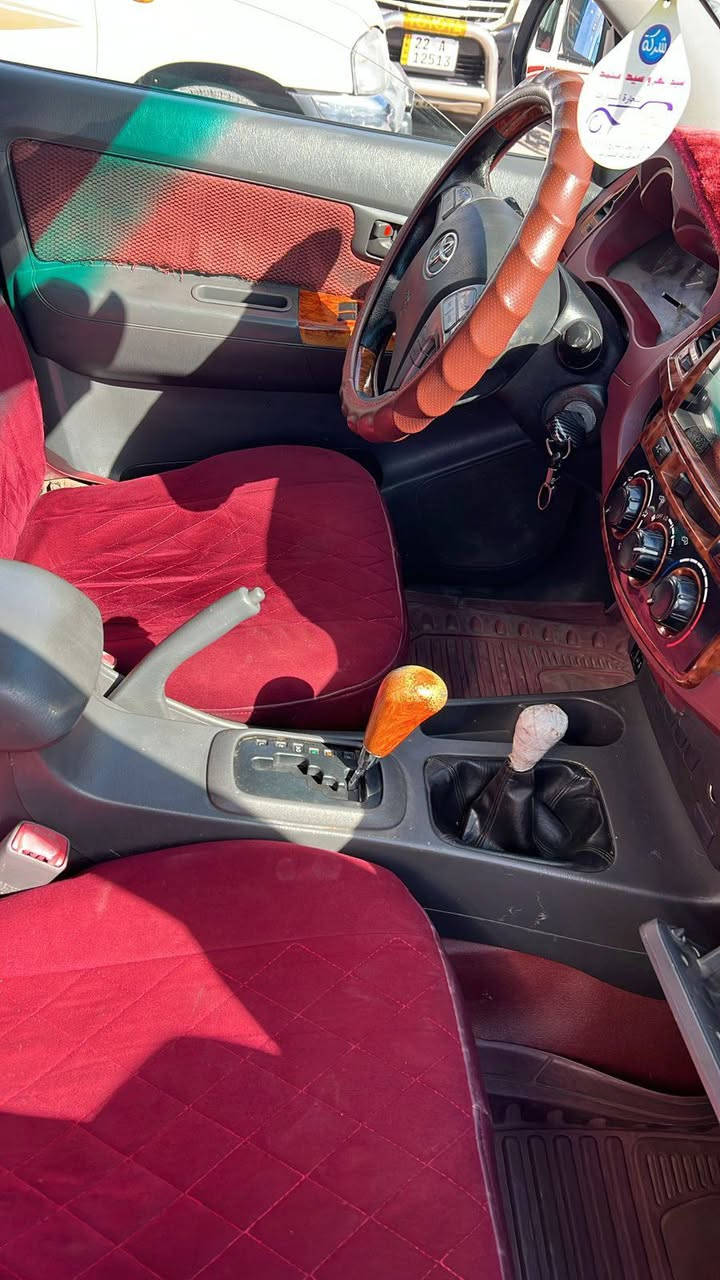 السلام عليكم للبيع تويوتا دبل قمارة فورويل موديل 2012عالي رقم جديد اربيل سنوية جديده لون ابيض حادثهه جاملغ ايمن مبدل كير اوتوماتيك محرك مفتوح بشرط ***********0مكان ابي غريب
