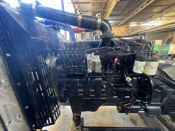 السلام عليكم 
مولد للبيع كمنز 
225كيفي 
حجم 114

السعر 48ورقه

للاستفسار ***********
اكبر كروب لتجمع مولدات العراق
