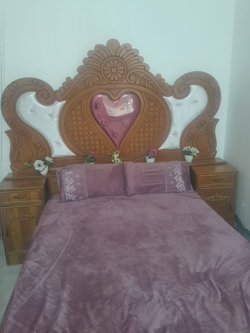 سلام عليك
غرفه البيع مستخدمه 
بعده جديده تخبل 
***********
