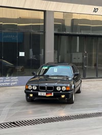 بي إم دبليو 740 • محرك V8 • ١٩٩٢