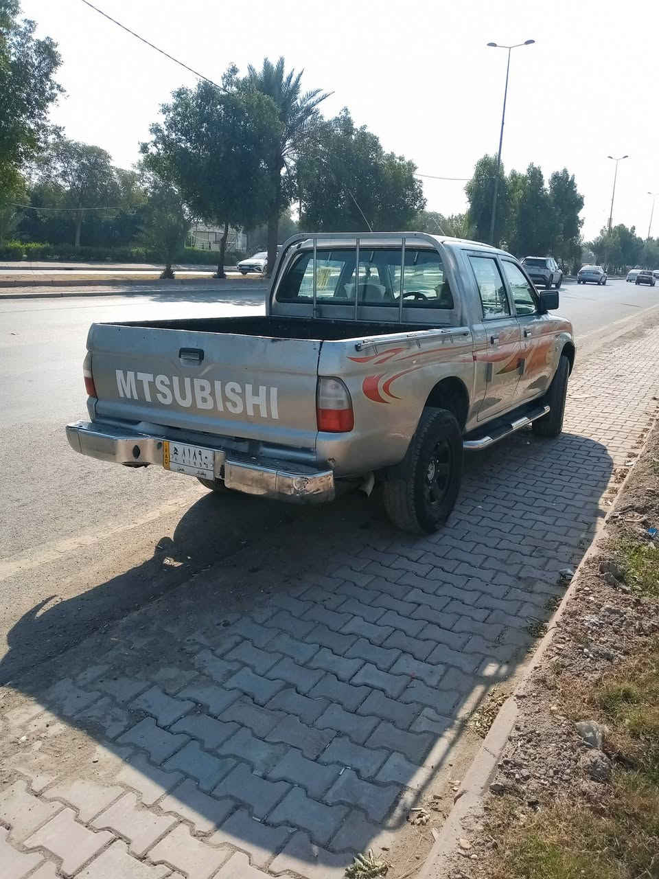 مسيوبيشي 2004 محرك كاز بلادي فور ويل ترايك للعمره شرط السعر 78 بيع او مراوس مكاني  البيع المباشر ورقمي ***********
