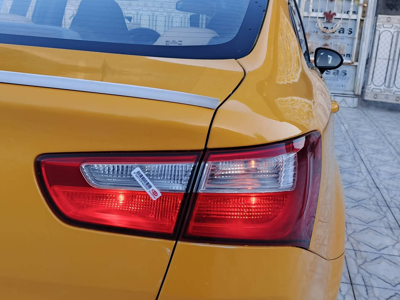 كيه ريو وارد خليجي موديل 2013 رقم بغداد حره تحويل ثاني يوم سنويه مجدده 28 مكفوله من الضربه والتبديل كفاله عامه مكينه 1600 مكينه وكير وحداديه وتبريد وتخم تايرات كله مكفول سياره جاهزه مال جناي بمعنه الكلمه مكان سياره ناصريه سعر 77 بيه مجال قليل رقم ***********
