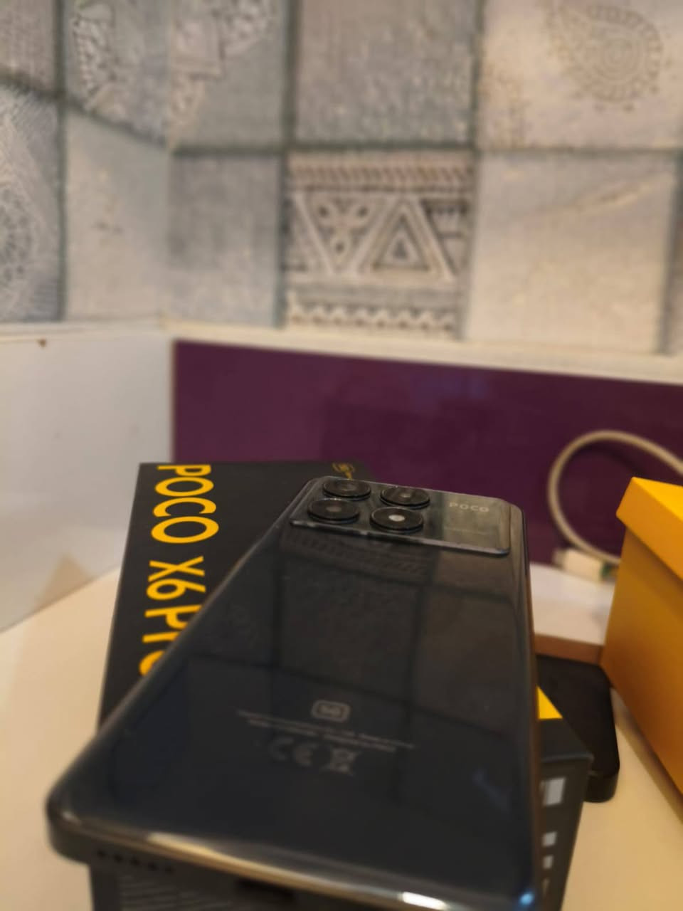 poco X6 pro 
نظافة عالية جدا 💯
كامل الملحقات 💌 من الشاحنة الى دبوس الشريحة + كفر شفاف وكفر ازرق

512 جيجا 
12 جيجا رام + 12 جيجا اختيارية من مساحة التخزين 

الكاميرا: أساسية 64MP مع مثبت بصري (OIS) لتصوير فيديو ثابت وصور واضحة.

البطارية: 5000 mAh تدعم الشحن السريع بقوة 67W (يشحن بلمح البصر).

النظام: واجهة شاومي الجديدة HyperOS (سلاسة تامة).

السعر 💸 380 الف 
المكان 📍 كربلاء مركز المحافظة


**إذا كنت صاحب هذا الإعلان وتريد حذفه لأي سبب، رجاءا أرسل رسالة إلى الدعم الفني**