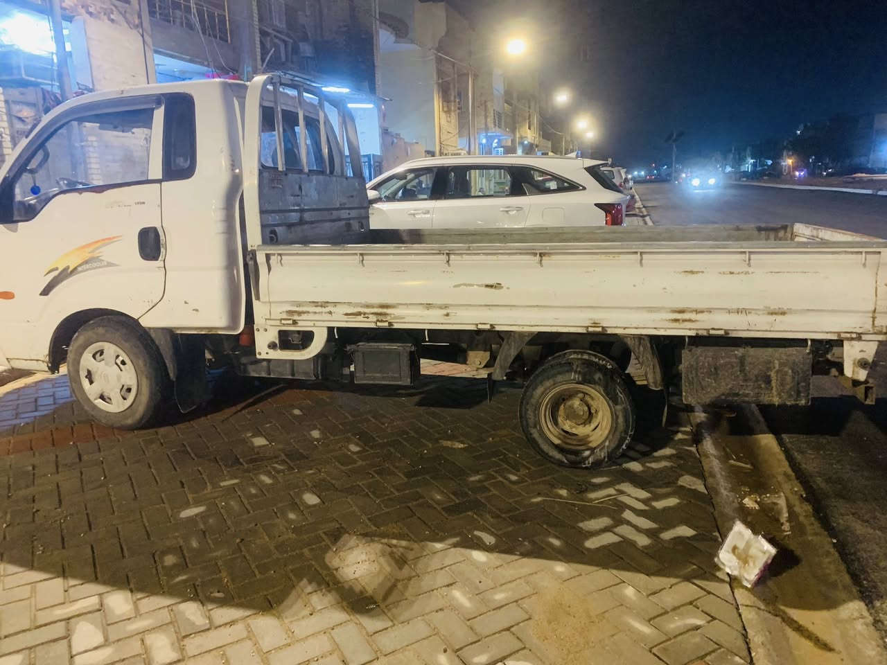 البيع موديل ٢٠٠٨ بسمي بيه اخياسات بل دوار المكينه بيه تبخير السعر 80  ***********
