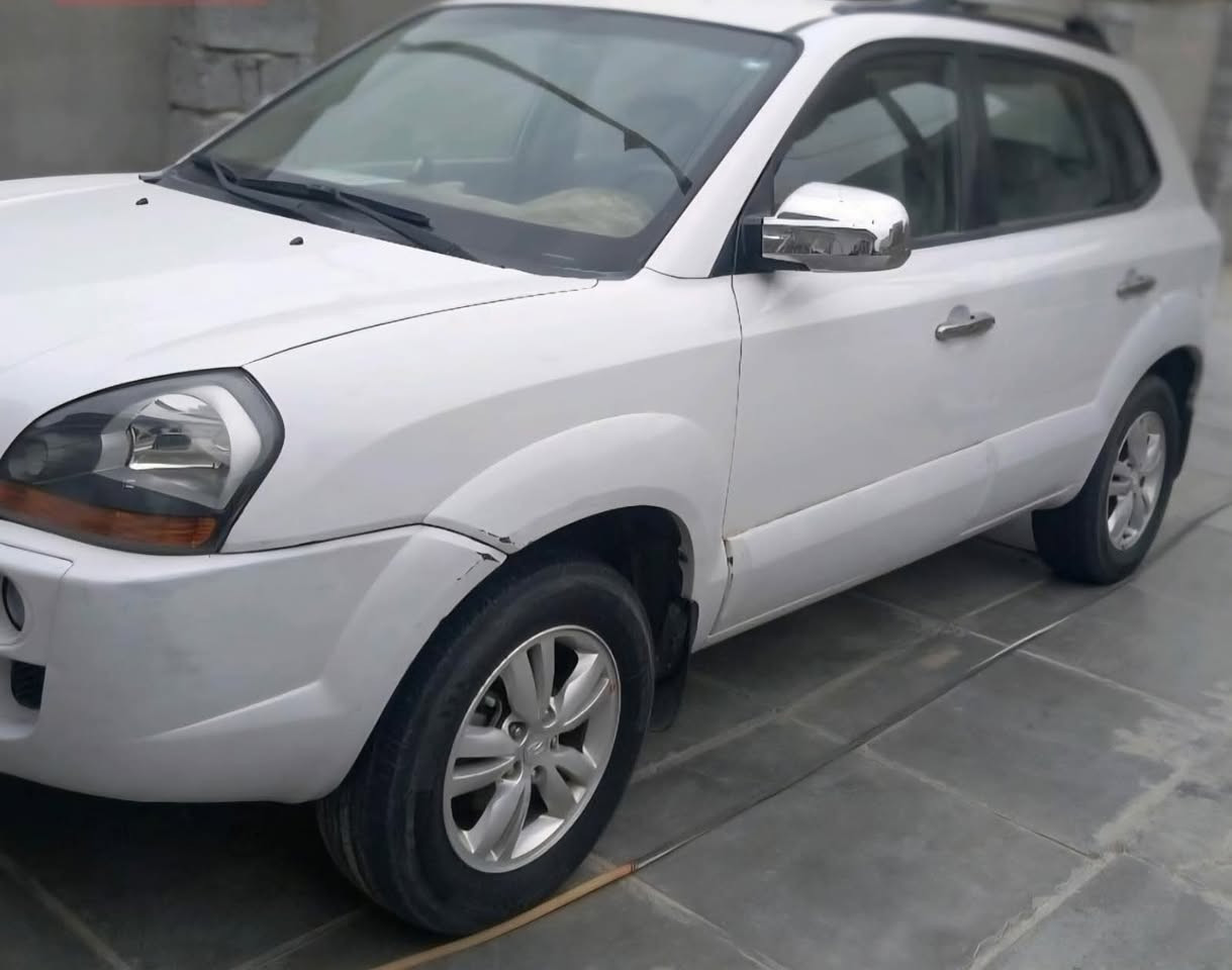 توسان 2010 خليجي

صبغ جاملخ خلف فقط بدون دواخل 

رقم اربيل سنوية وهزة جديد

السيارة جاهزة وكامله مابيها دينار مصرف 

السعر ١٢٠ ورقه 

مكاني بعشيقه 

***********

***********
