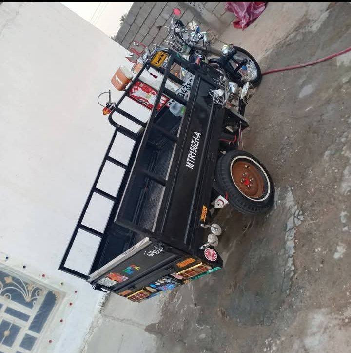 سلام عليكم ستوته البيع مكفواله كفاله عامه شاصي وكسن مديل20 ستوته شرط رقم  مكلف بنشر سعر 700 الف بس اتصال على هاذة رقم  ***********
