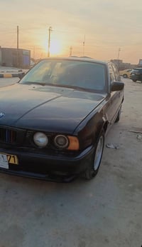 بي ام للبيع 525 موديل 91  مكفوله من الضربه فقط مصبوغه جماليه  جهازه سي...