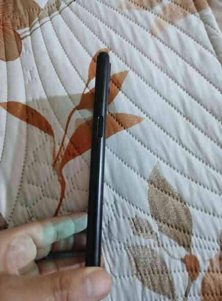 جهازه نظيف 99%
A10
شحن نت كلشي يشتغل بيه 
سعر 85 بيه مجال قليل 
اتصل على ***********
بصره حي الحسين ع
