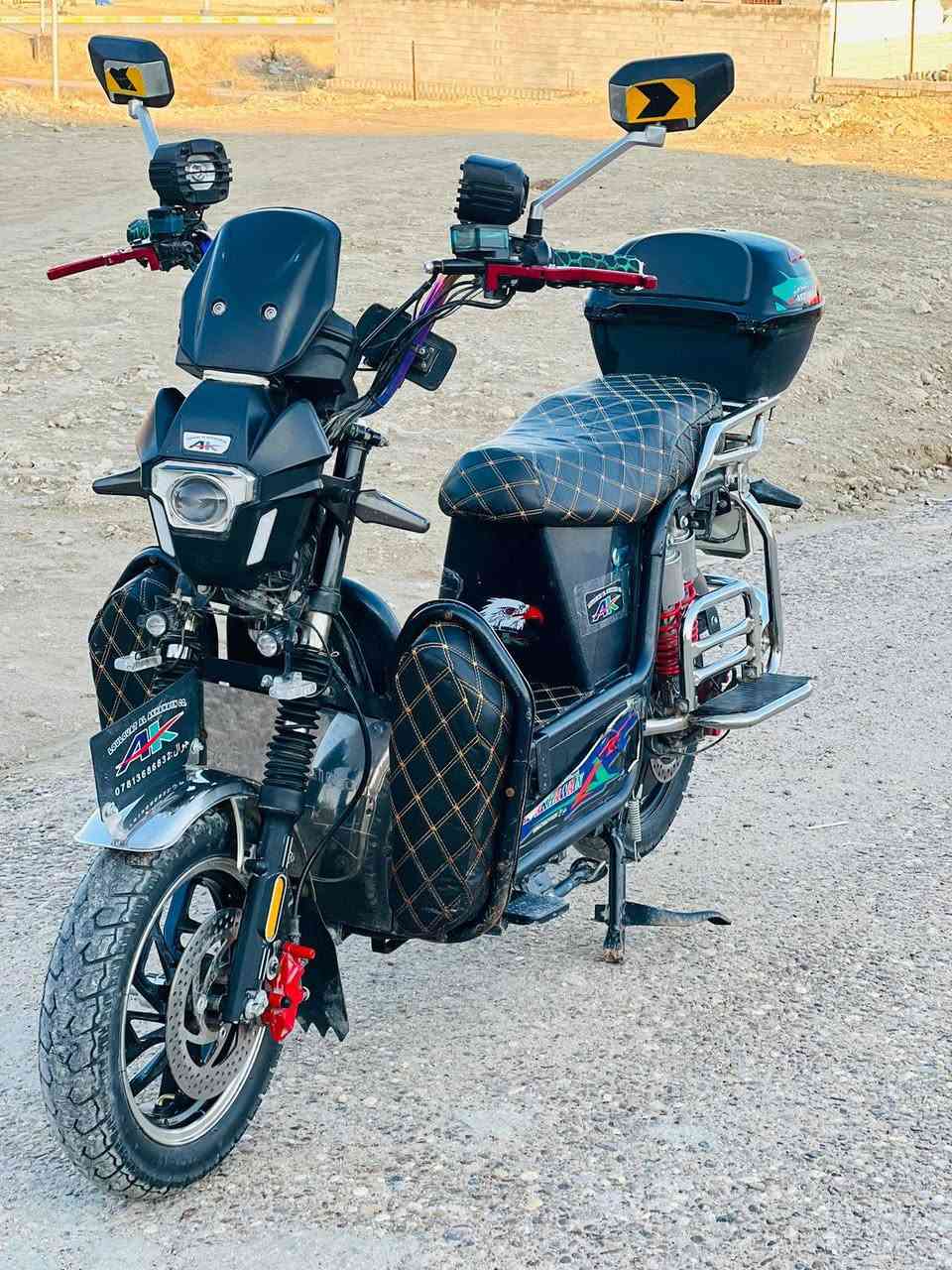 السلام عليكم للبيع جبلي 2025
6باتري بطارياته ع الفحص 
سماعات mp3
ستيرن 7الوان
رقم ضوئي 
لايت عالي ناصي 
نضام R(رجوع)
نضام 4سرع مع مثبت سرعه
نضام دبل اشارة كهربائيات كله شغاله
تشغيل عن بعد 
جهاز مانع سرقه ستاند موبايل مع شاحنه موبايل
فول نظافة مثل ماموضح بالصور 
السعر: 725💵وبي مجال 
العنوان مركز السلام قرب جامع الزبير بن العوام


**إذا كنت صاحب هذا الإعلان وتريد حذفه لأي سبب، رجاءا أرسل رسالة إلى الدعم الفني**