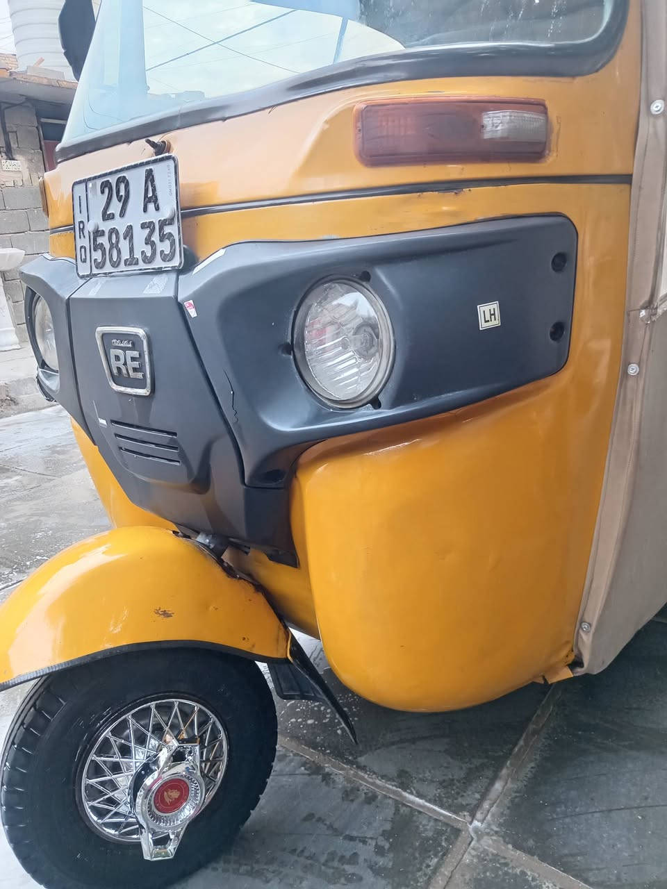 سلام عليكم تكتك مديل 19شهر 11رقم وسنويه كوت تكتك مصبوغه عام بدون ظربه تكتك خير من الله جهزه بوجهك الشغل معوزهه شي السعر 5500وبيهه مجال ***********
