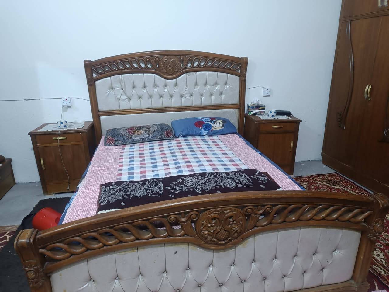 غرفه صاج تسكام نضيفه ومحتاجه ع بيعتها متكونه من 6 قطع الغرفه ثكيله ونضيفه رايدتها ب550 وبيها مجال


**إذا كنت صاحب هذا الإعلان وتريد حذفه لأي سبب، رجاءا أرسل رسالة إلى الدعم الفني**