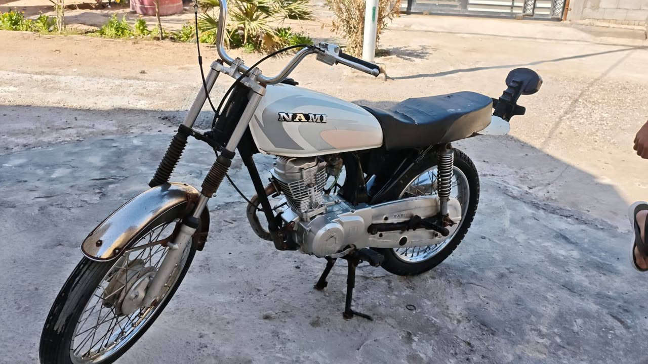 سلام عليكم دراجه نامه شلامجه ادوات ادوات جاهزه مكينه ناعمه ونهضا كلجات المكينه صافيه دكت سلولي صافيه صوت يرعد السعر 480وبيهه مجال للشراي العنوان بني منصور الناحيه ***********
