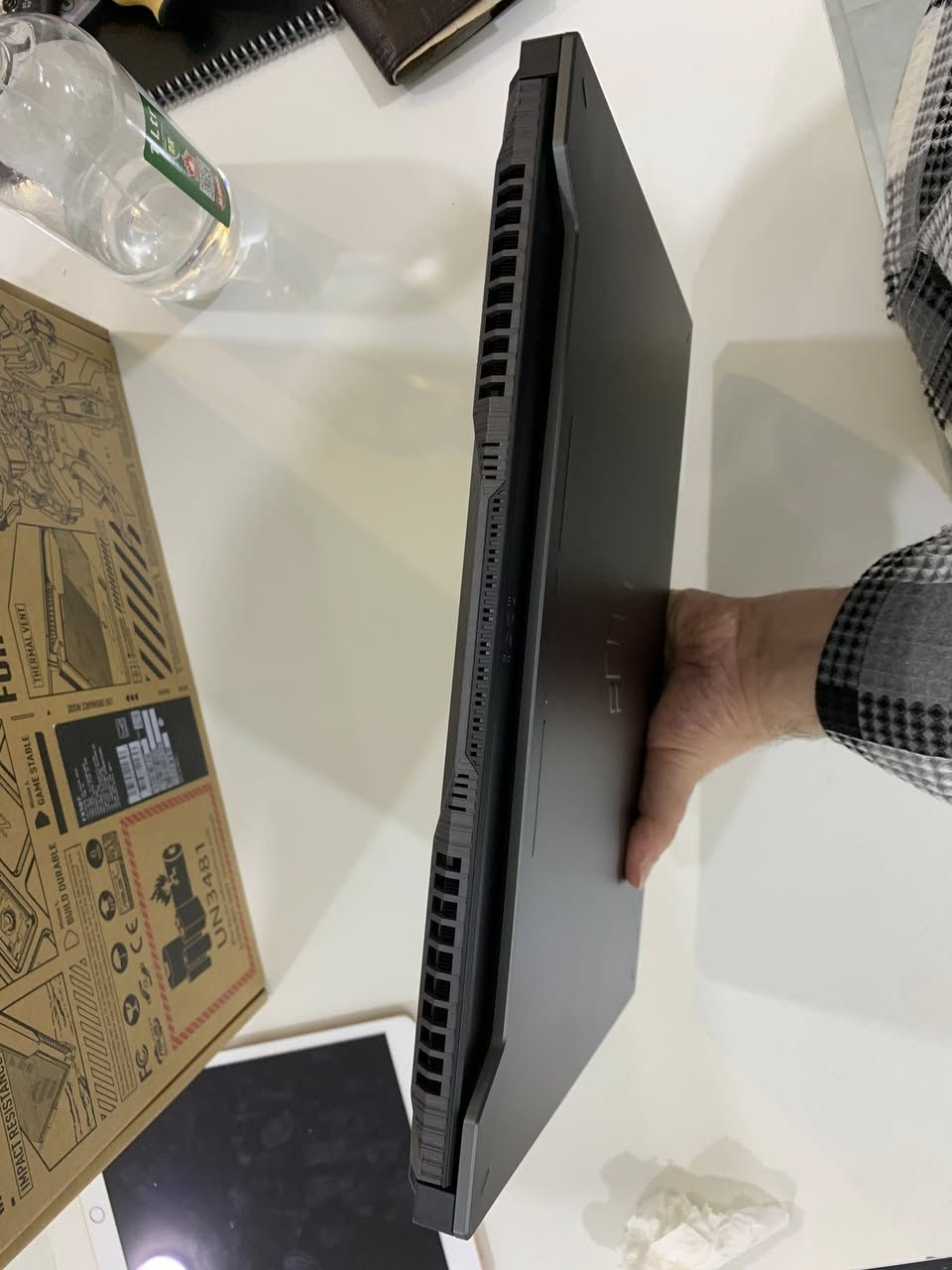 السلام عليكم، لابتوب للبيع:
ASUS TUF 15-FX507VV-LP299

الجهاز شخطة وحدة مابي،  واذا عندك ايشي ببالك تريدني افحصة مثل كيبورد، اداء، بلوتوث، شاشة، سبيكرات…. دزلي رساله وندخل اتصال

واذا قررت تشتري الجهاز، تفحصة وتتاكد منة  ١٠٠٪؜ نوب تدفع فلوسة 

i7-13620H

Nvidia RTX 4060 8GB ram

RAM 16GB

Storage 512GB

Display 144Hz FHD 15.6inch

سعر مليون و 200 نهايتة

مكاني ديوانية وموجود توصيل


**إذا كنت صاحب هذا الإعلان وتريد حذفه لأي سبب، رجاءا أرسل رسالة إلى الدعم الفني**