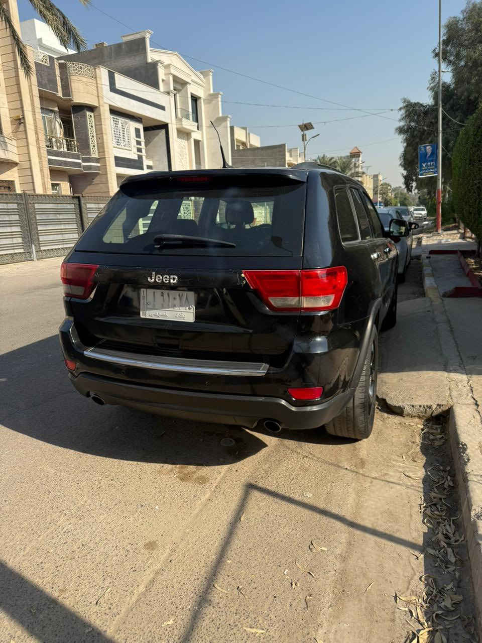 سلام عليكم جيب شيروكي اوفر لاند 2011 سياره مجفيه بيها ضربة بجم سيارة مصبوغ عام ايرباكات طاكة كله سياره بيه نقص صدر امامي خلفي وتايرات تخم كهربائيات كاملة تبريد شغال محرك 8️⃣V5700محرك مبدل نضيف اي استفسار خاص او رقم ***********مكان السيارة بغداد اليرموك السعر 133ورقة
