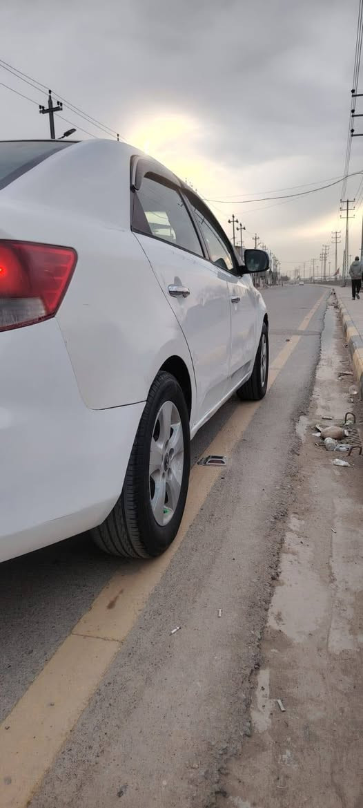 سلام عليكم سيراتو موديل٢٠١٣ كير و مكينه وتبريد مكفولات صدر أمامي وخلفي جديد تخم تاير جديد سياره جاهزه اي نقص مابيهه سياره بيهه اربع قطع ابيع احزام رقم أربيل سنويه نافذه تريد تحويل تريد وكالة فتحت شقف اشاير بالمري مري شفط تبريد بيانو مكان السيارة واسط عزيزية معروضة ب ٧٣ وبيهة مجال بسيط ***********
