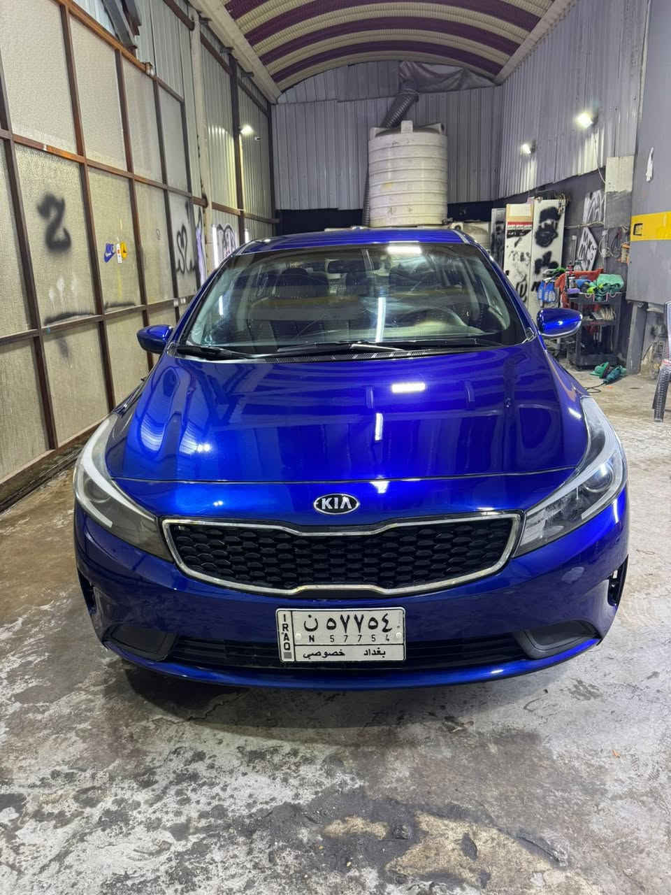 السلام عليكم
فورتي موديل 2018 وارد امريكي ضرر اربع قطع صبغ

مواصفات
شاشة كبيرة 
كامرة دوارة
تحكمات ستيرن جهتين 

استفسار 📞 ‭0771 631 3141‬

السعر 115 وبيهة مجال

العنوان📍زيونة تقاطع ملعب الشعب خلف محطة وقود المثنى 

معرض الليث لتجارة السيارات
