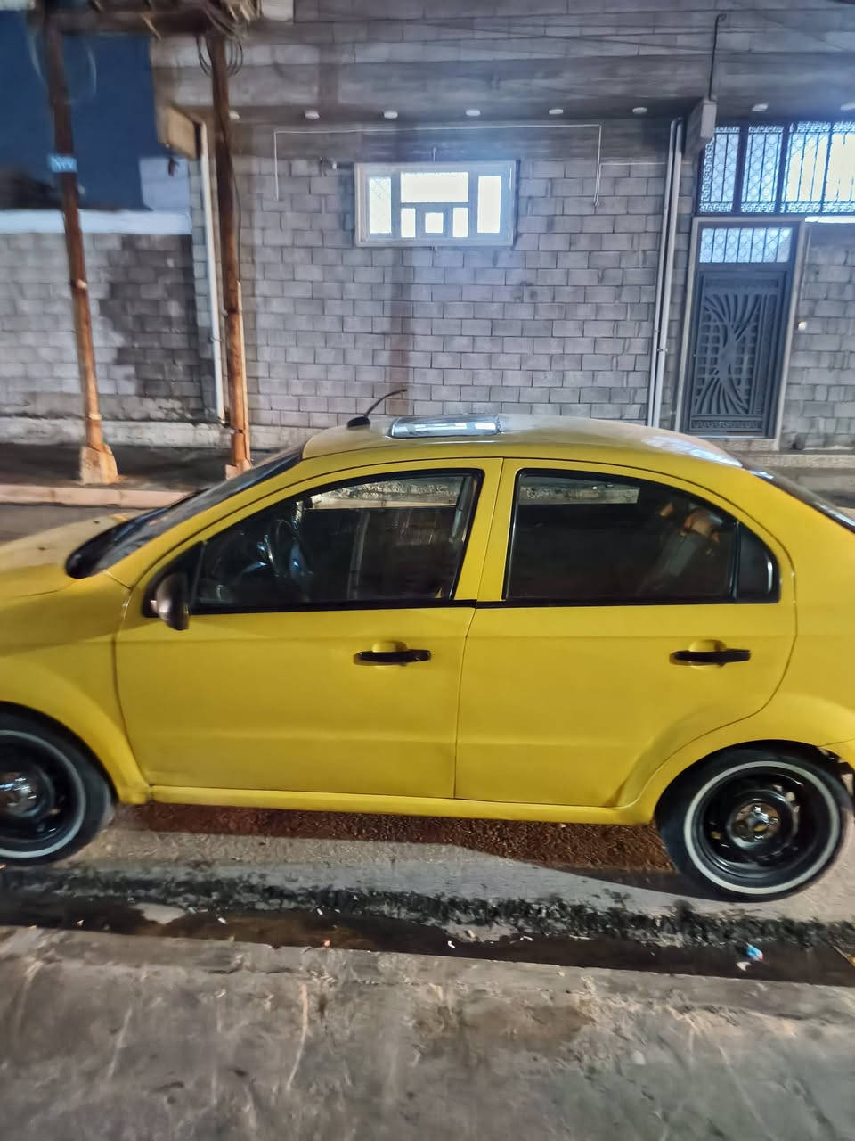 سياره افيو موديل 2010 امريكي كير توماتيك محور محرك يارس رقم بغداد جديد مسطره سعر 47 وبي مجال بصيط رقمي رقم ***********
