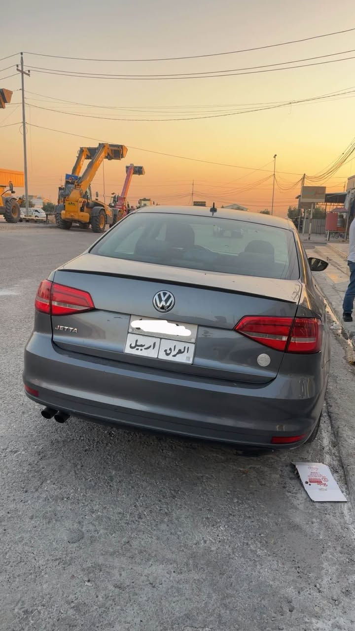 جیتا 2015 خەلیجی بۆ فرۆشتن مەکینەی 20 بئ توربو بیش وبشتی کەپسە دو پارجەی هەیە بونید وچاملغی لای سایق  بی ژوری بی ئیرباک  کیر مەکینە تبرید بەشرت بەناوی خومە سەعری 108 ومەجال *********** أربيل, العراق
