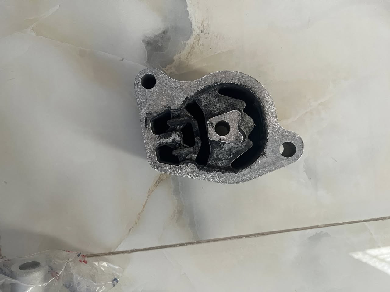 غراض جدد غير مستعمل للبيع 120 الف***********
