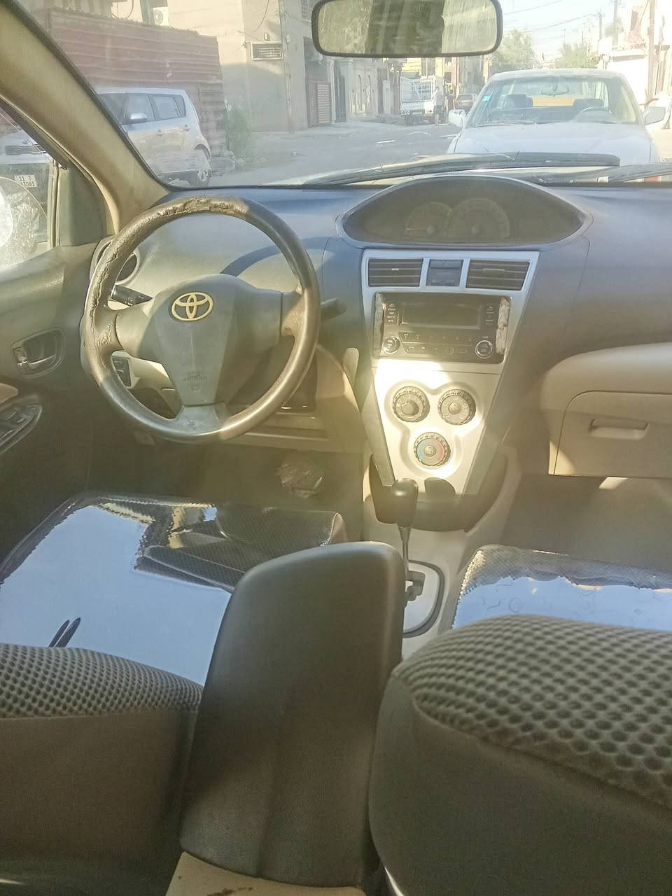 يارس موديل 8 خليجي مكينه حاويه تبريد شغال صدر جديد تخم تاير دوشمه جديده مكاني بغداد ***********
