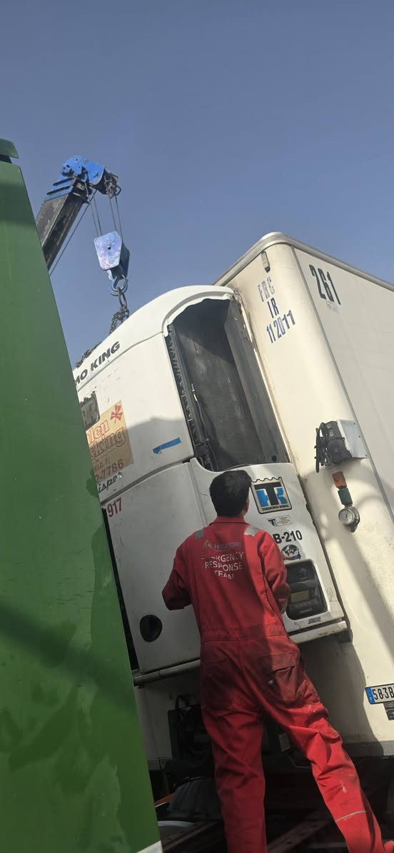 اللهم صلي على محمد وآل محمد 
شايف كل الخير عمي ابو وسام الطيب
للإستفسار *********** عمار ابو شهم
