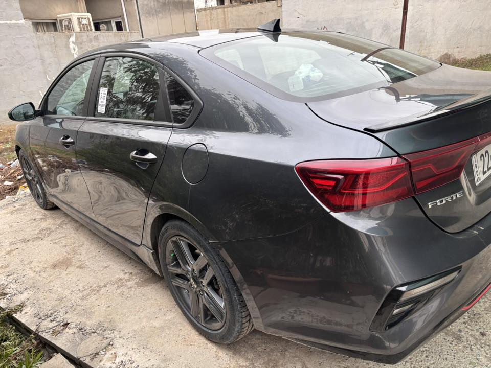 Kia Forte 2021 Gt line
محرك 2000 دوش 
بيها قطعتين بونيد و جاملغ 
مكاني الموصل
السعر 150$

‭0783 592 4728‬
