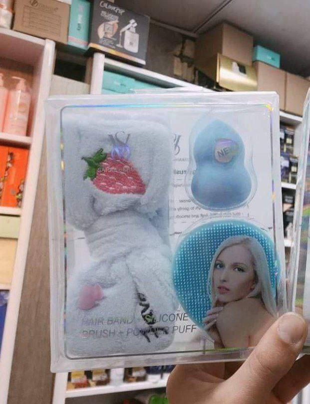 بكج حلوو 
البكج متكون من  ثلاث قطع 👇🏻
♥️♥️ بوند المشاهير ومسكه تقشير وتنضيف البشرة وبيوتي بلندر ♥️

السعر  10
#يوجد_توصيل_لكافه_المحافظات


**إذا كنت صاحب هذا الإعلان وتريد حذفه لأي سبب، رجاءا أرسل رسالة إلى الدعم الفني**