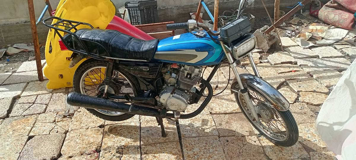 سلام عليكم
دراجه لبيع دوات مكفوله من بوگه سعر 350وبيه مجال قليل 
مكان بصره ابي خصيب شراي يجي خاص ويدلل


**إذا كنت صاحب هذا الإعلان وتريد حذفه لأي سبب، رجاءا أرسل رسالة إلى الدعم الفني**