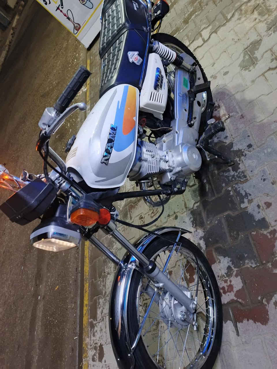 نامه شلامجه وراق أوصولي مديل ٢٢ طالعه ٢٣ كلهه بلاد مكينه شرط مامفتوحه ماعده قبق تفيلس سعر خاص ***********
