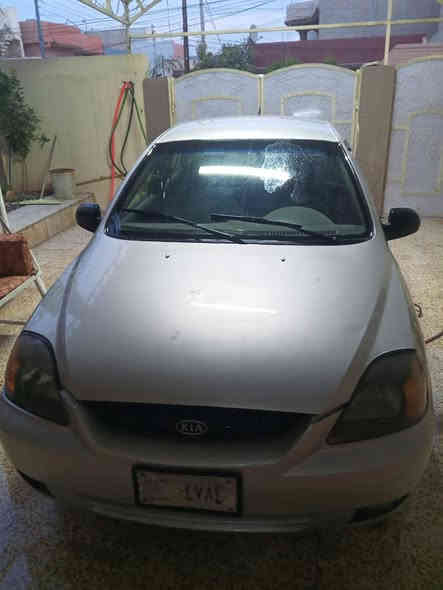 سياره كي ريو ٢٠٠٥ فول نضافه كير  شرط اوتو محرك بي بداية نفخ تبريد ثلج دواخل مراتبه تواير جدد سياره مرتبا رقم صدامي سعر ٤٥ بيها مجال للطيبين رقم الهاتف  ***********

