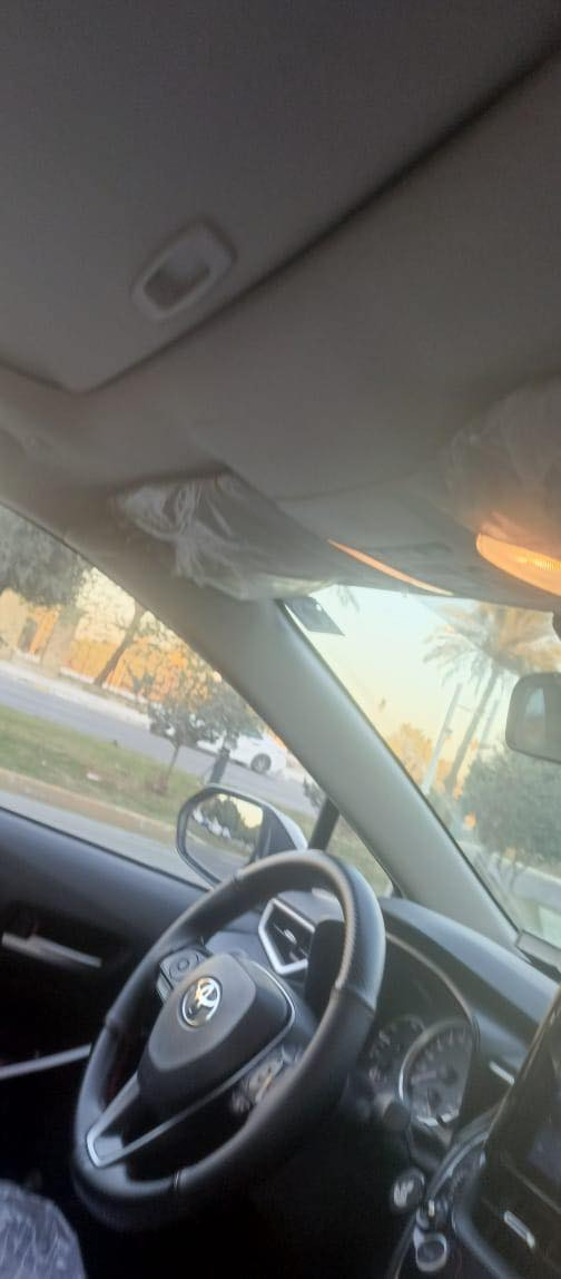 السلام عليكم
كورلا هايبرد موديل 23 
الوجبه الاولى العلامة الزركه 
السيارة مكفولة ماعدا رصعتين بس والباقي مكفول 
السيارة بعدها على وضع الشركة 
المواصفات فول 
بصمه 
فتحه 
رادار 
الداخل لونين جلد 
السيارة ماشية 35 
السعر 147$ وبي مجال قليل 
رقم وهزه جديد بااسمي تحويل ثاني يوم  
للاستفسار اكثر اتصل ع الرقم 
***********
